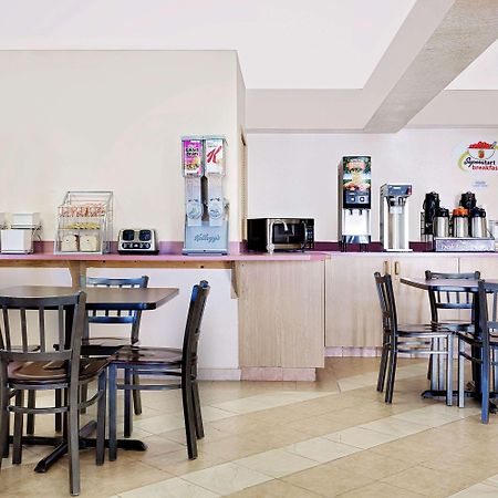Super 8 By Wyndham Battle Mountain Hotel Luaran gambar