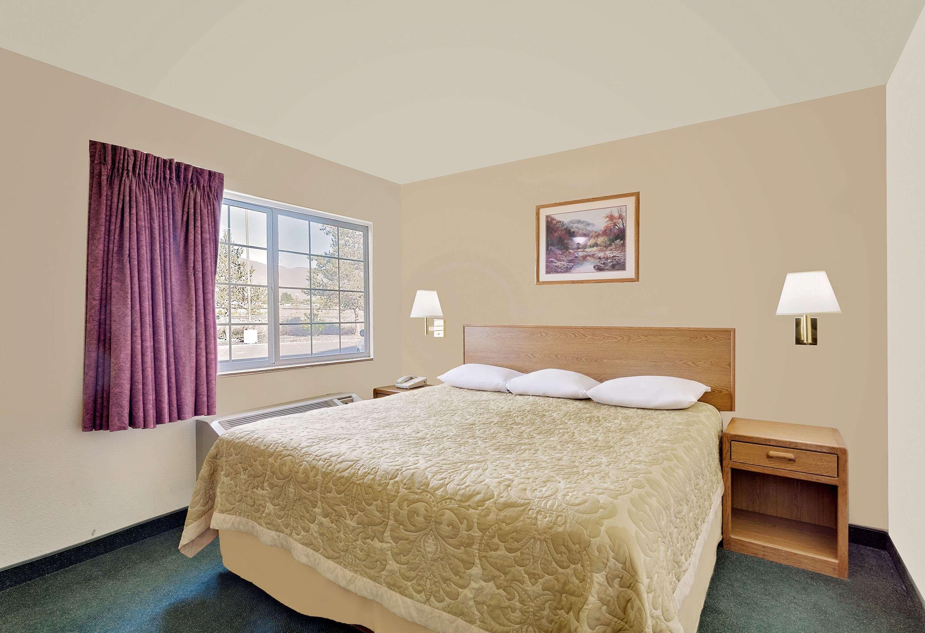 Super 8 By Wyndham Battle Mountain Hotel Luaran gambar