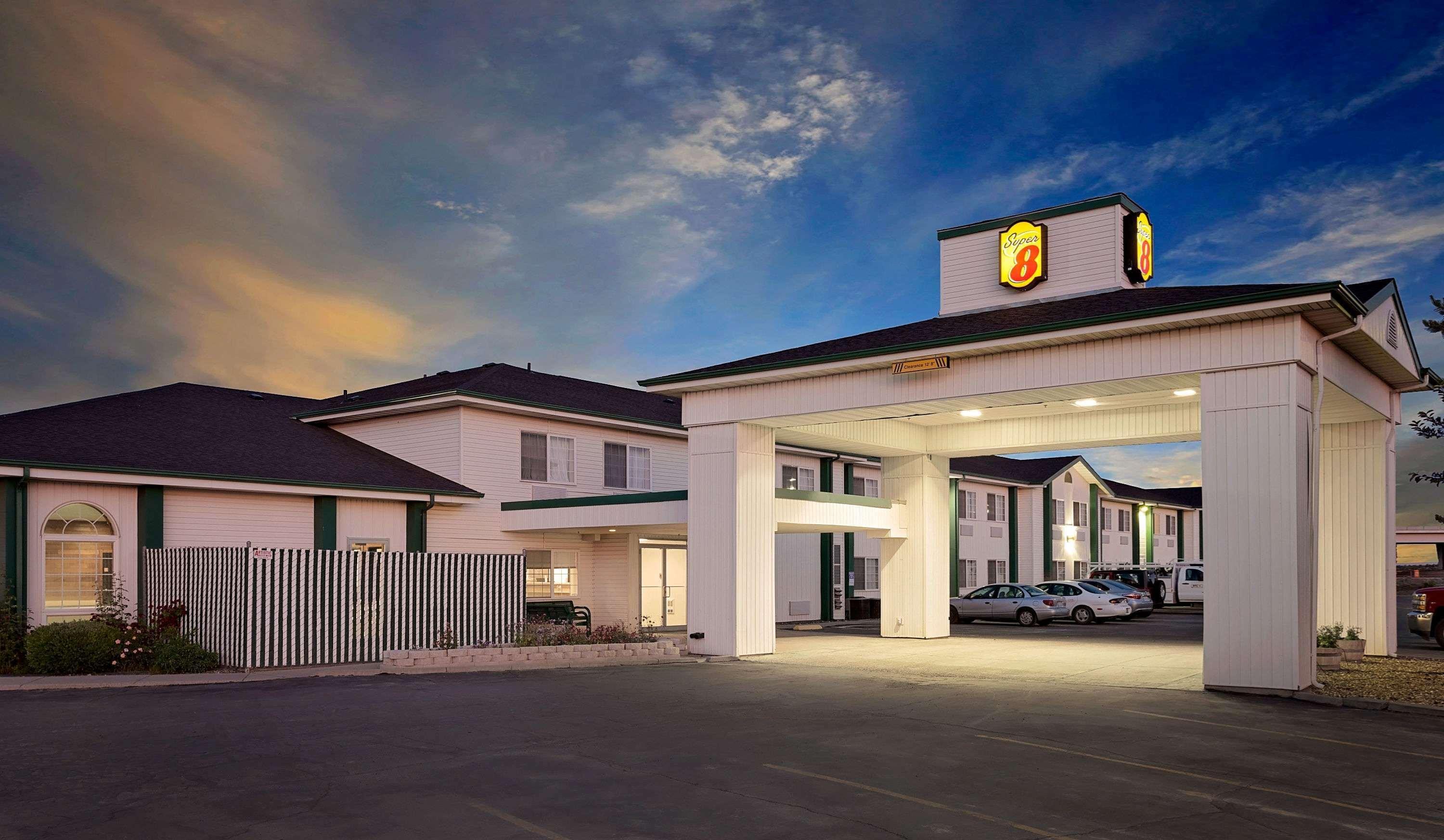 Super 8 By Wyndham Battle Mountain Hotel Luaran gambar