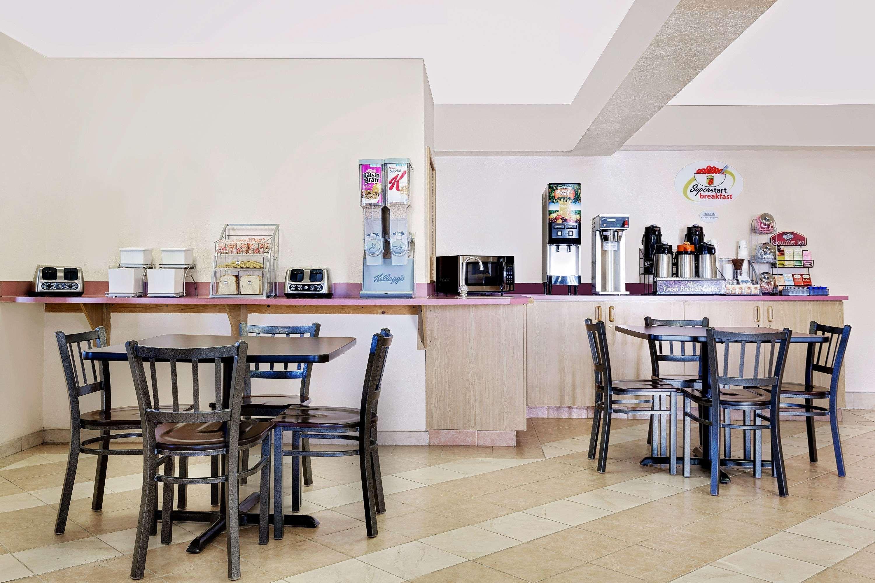 Super 8 By Wyndham Battle Mountain Hotel Luaran gambar