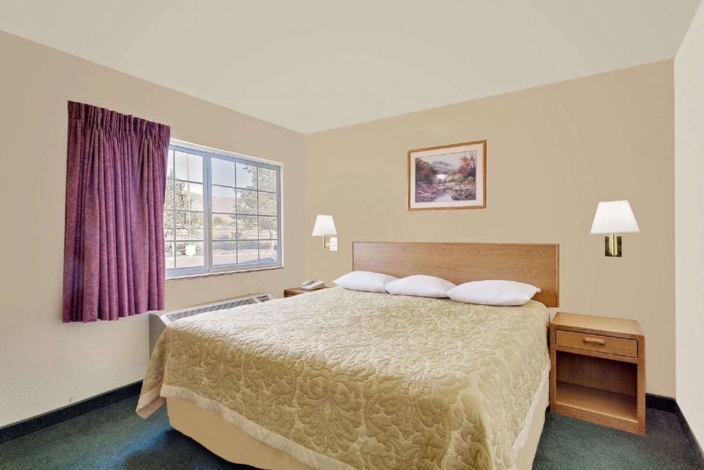 Super 8 By Wyndham Battle Mountain Hotel Luaran gambar